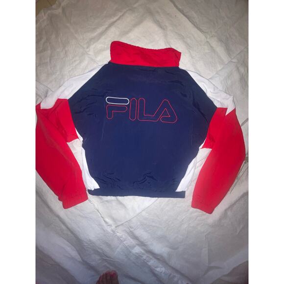 Fila’s 1/4 Zip Hooded‎ Cropped Windbreaker - Picture 3 of 4